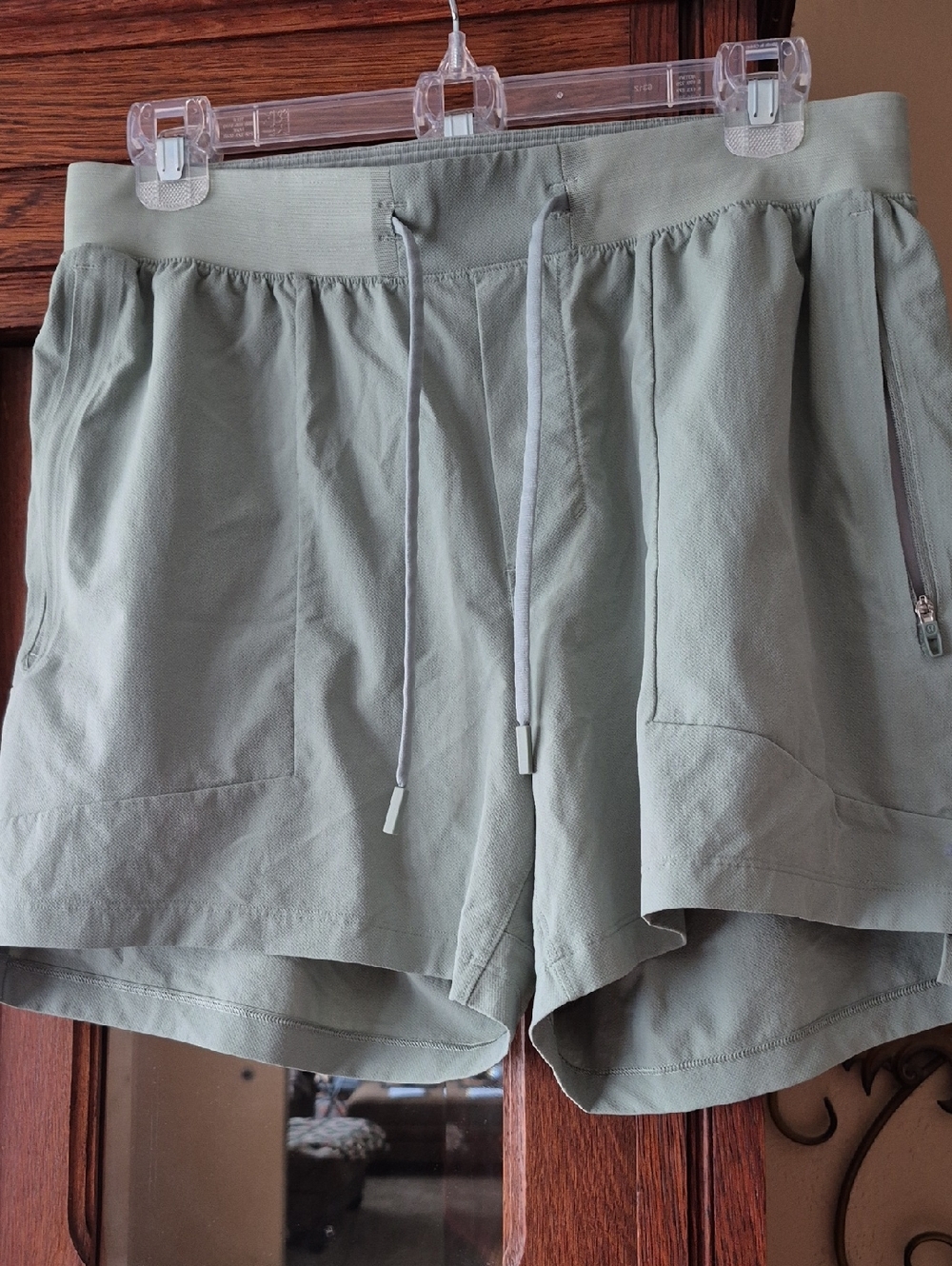 Lululemon  Drawstring Everyday Shorts